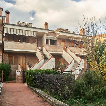 Little Brick House On Siena Hills With Balconies Apartment Exterior photo